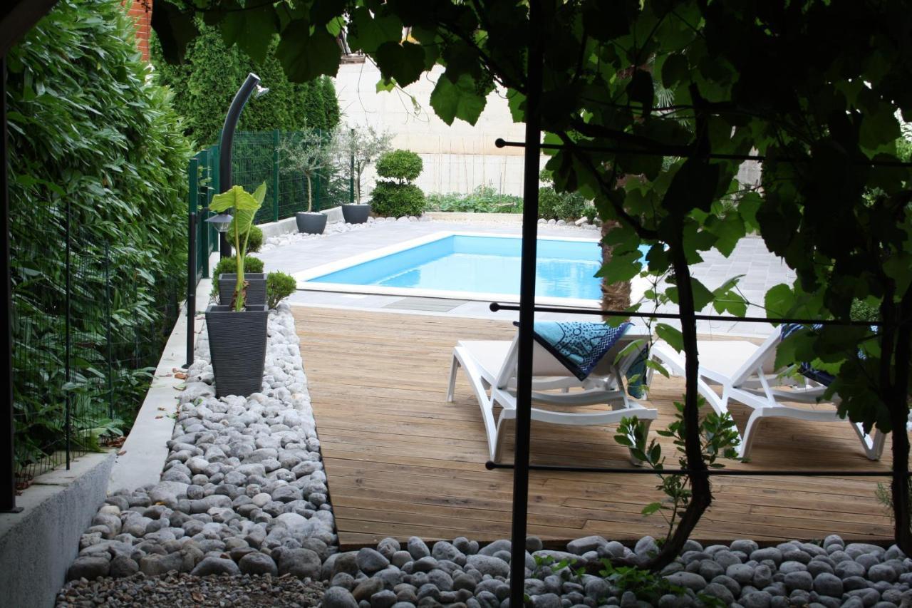 Lux Villa Rijeka Exteriör bild